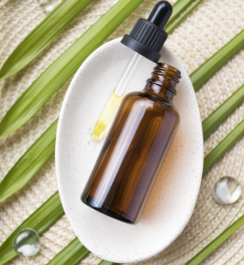 Mi az a hialuronsav és miért ennyire fontos a bőrnek?